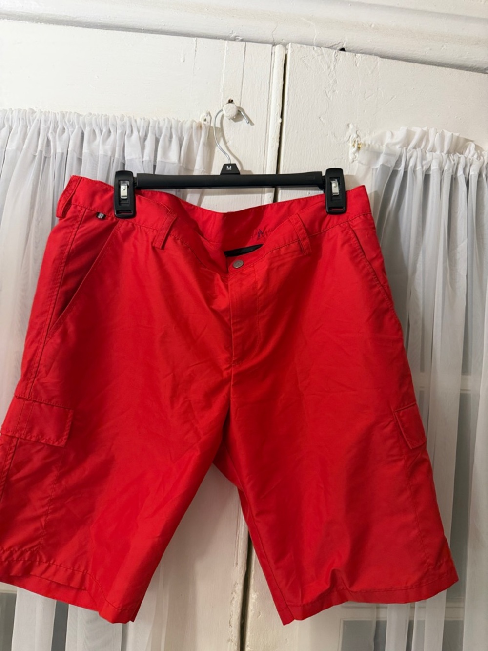 J.LINDEBERG golf cargo Shorts red regular fit Men’s Size 33
